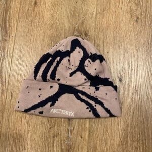 Arc'teryx vintage beanie